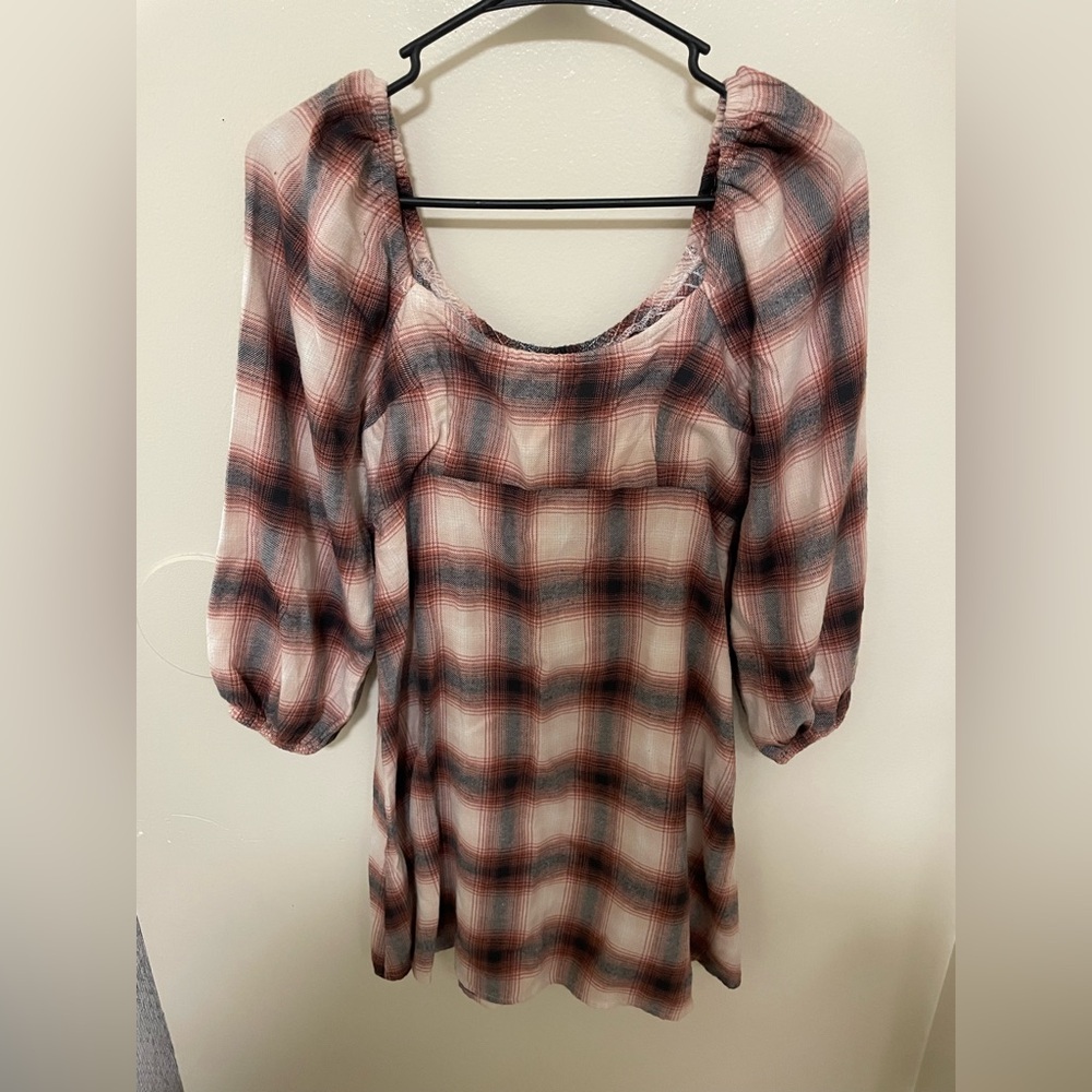 ✨Women’s Hollister Flannel Print Dress Size Small